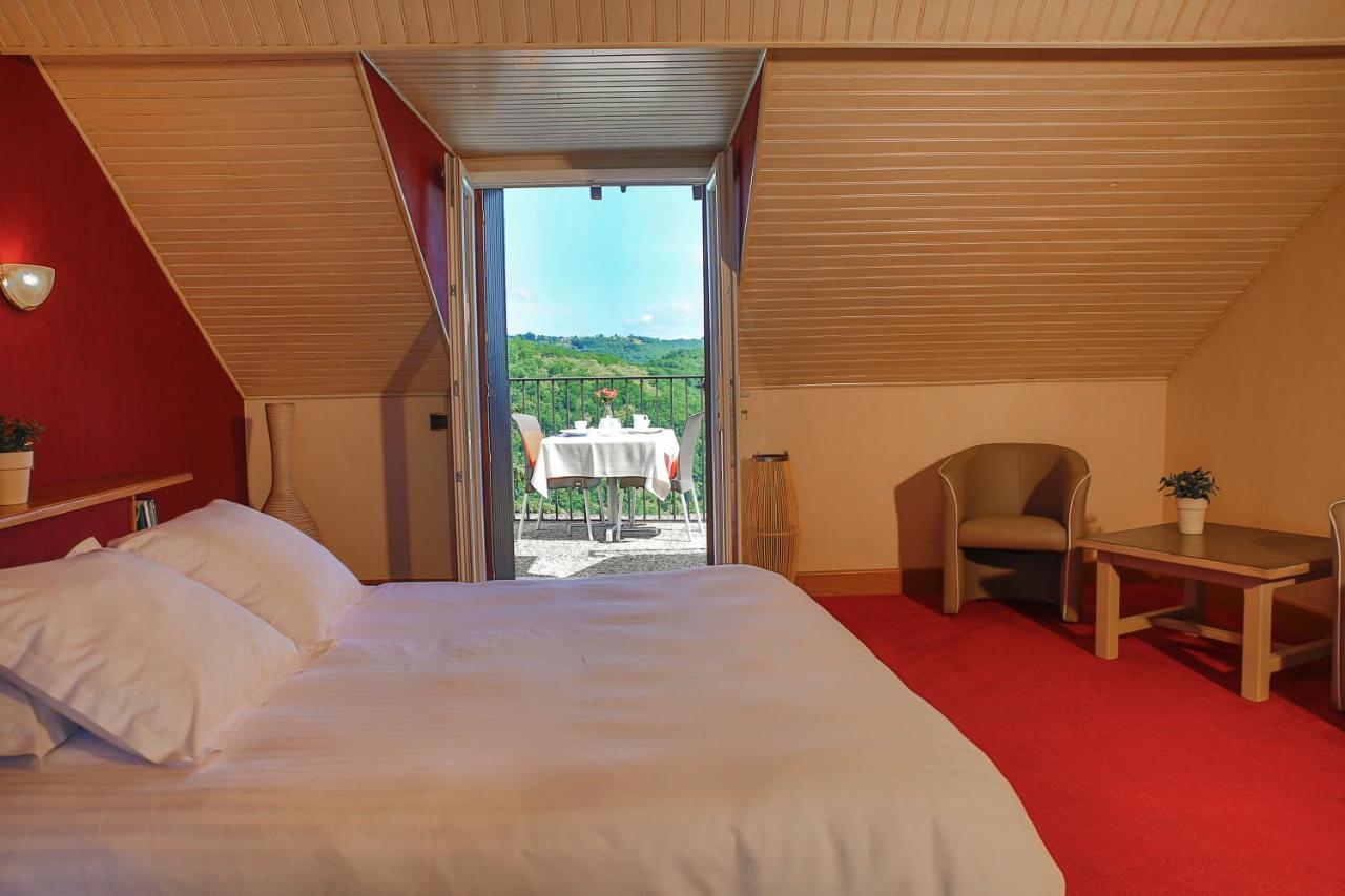 L'Oustal Del Barry Hotel Najac Luaran gambar