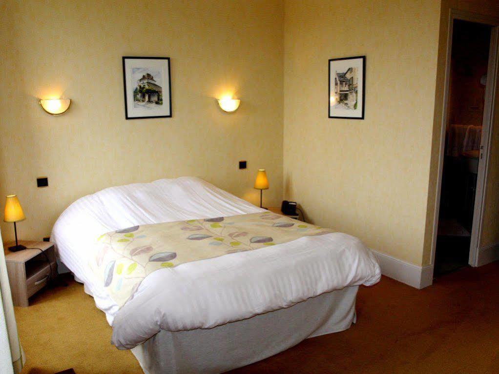 L'Oustal Del Barry Hotel Najac Luaran gambar